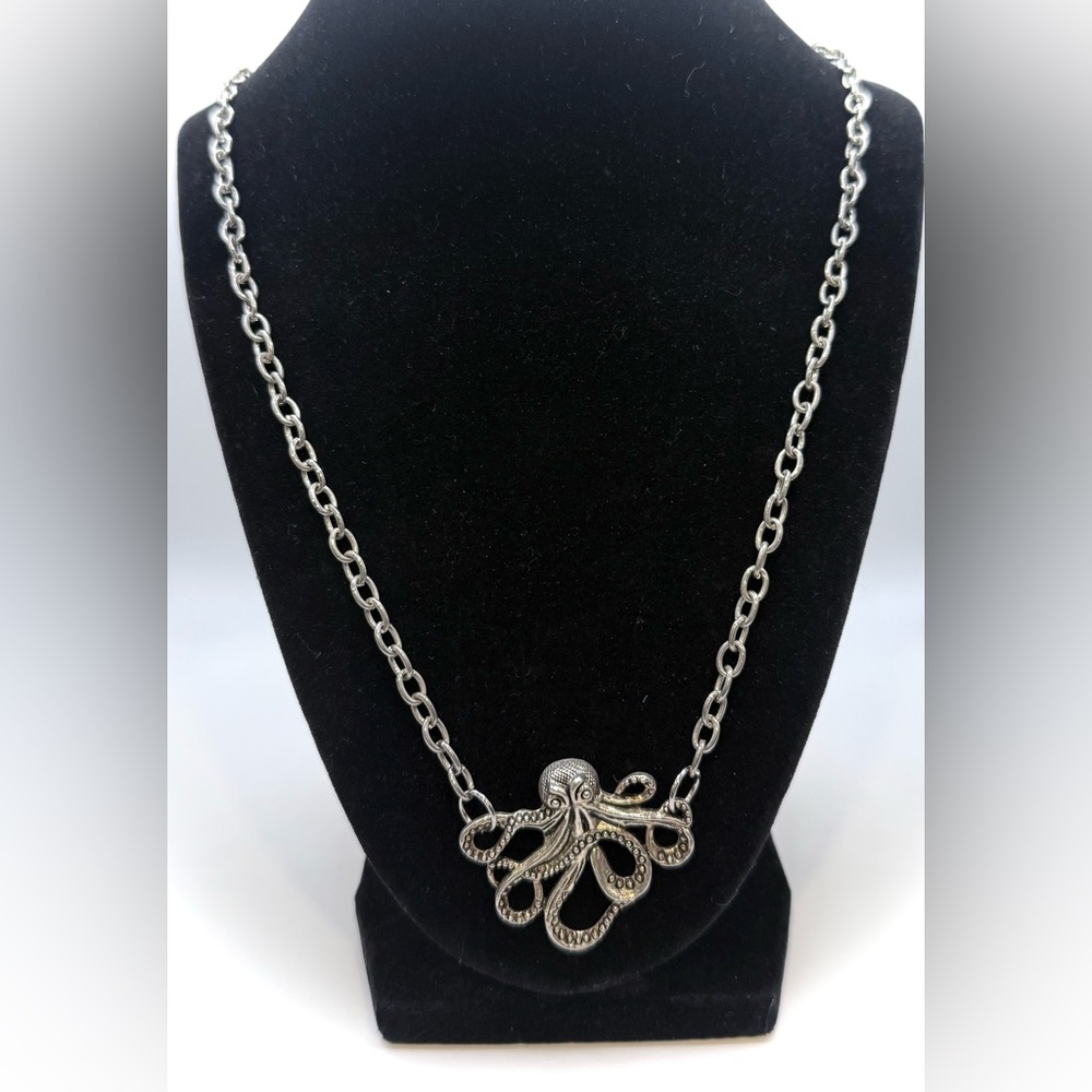Silver Octopus Pendant Necklace